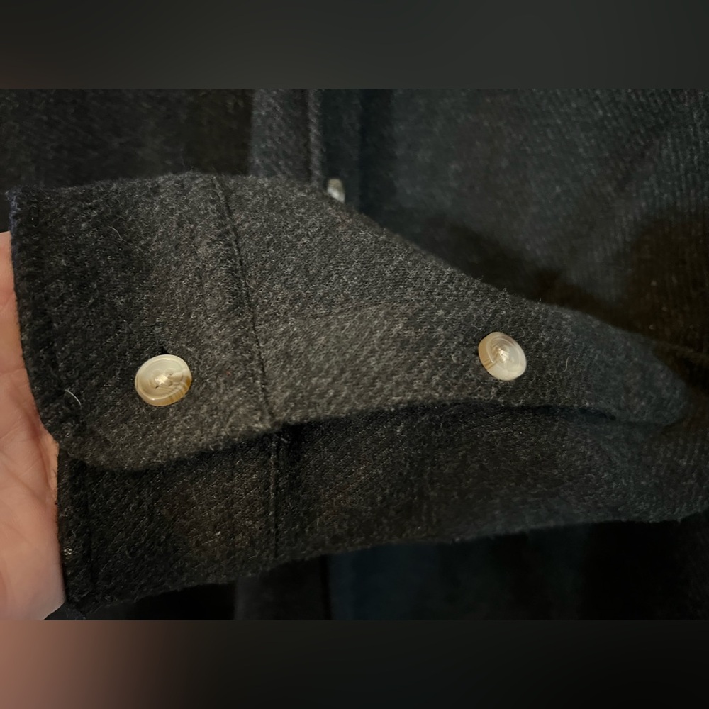 Women’s Legend™ Sweater Shirt size L color: Heathered Black Twill NWOT - Picture 3 of 6